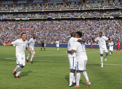 Exjugadores de Canadá hablan del 8-1 ante Honduras: “Fue como si 40 mil aficionados se nos vinieran en estampida”