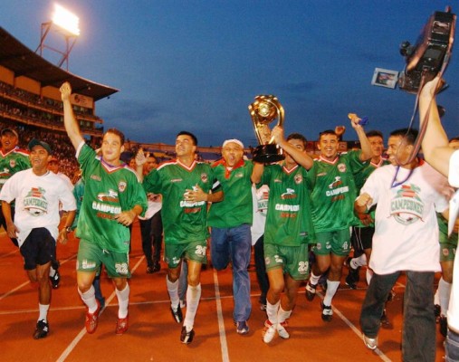 Las mejores postales imborrables en 90 años de historia de Marathón