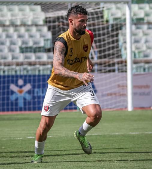 Futbolista argentino busca a su familia tras los terremotos en Venezuela
