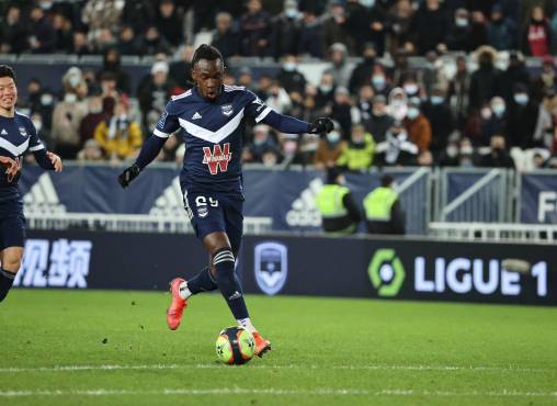 Alberth Elis en uno de sus juegos con el Girondins de Francia.