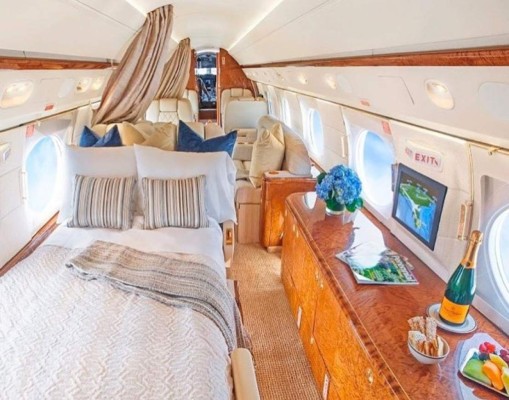 El costoso avión que Messi puso a disposición de la selección de Argentina: Con ducha y cocina