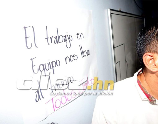 Así fue la celebración íntima del Olimpia en el camerino tras ganar la Copa 30