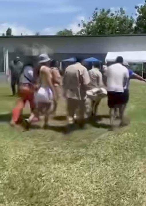 Tragedia en La Ceiba: fallece futbolista hondureño en pleno partido y el fuerte relato de sus amigos: Abrí los ojos, hermano