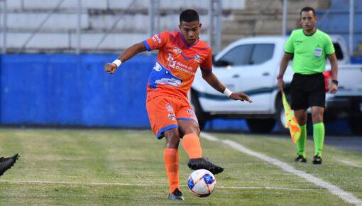 EL MERCADO: Olancho FC con nuevos fichajes, Motagua con altas y bajas y Olimpia fichó a argentino