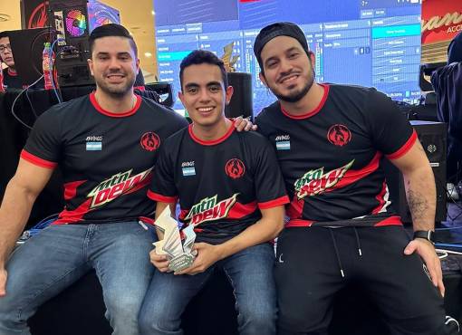 Virus fue reconocido como el MVP de la liga.