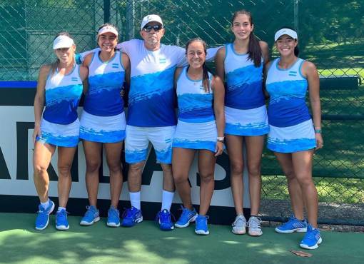 La selección femenina de Honduras está conformada por las jugadoras Alejandra Obando, Daniela Obando, Natalie Espinal, Gabriela del Campo e Isabella Álvarez. El capitán es Elvin Obando.