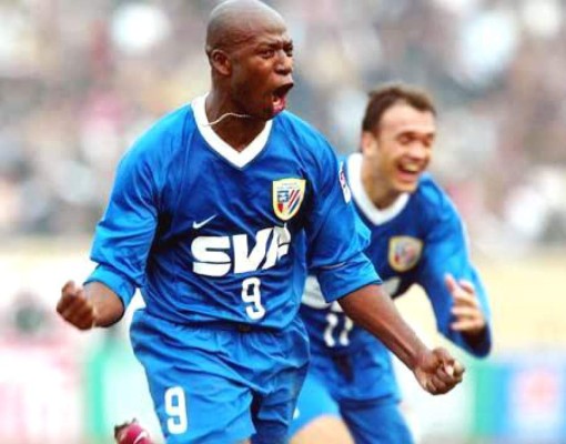 Clubes del extranjero que le dieron otra oportunidad a un hondureño