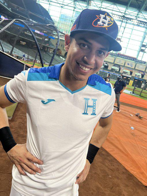 Así disfrutaron los jugadores de la Selección de Honduras junto a Mauricio Dubón en el Minute Maid Park; hubo regalo especial