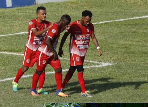 MarathÃ³n vs Real Sociedad Jornada No. 15 torneo clausura 2018 - MarathÃ³n cumple como local y hunde aÃºn mÃ¡s a la Real Sociedad.Con tres goles en 20 minutos en el inicio del segundo tiempo, el MarathÃ³n se agigantÃ³ y firmÃ³ una gran remontada al vencer 3-1 a la Real Sociedad en duelo correspondiente a la jornada 15 del Torneo Clausura 2018 de la Liga Nacional de Honduras