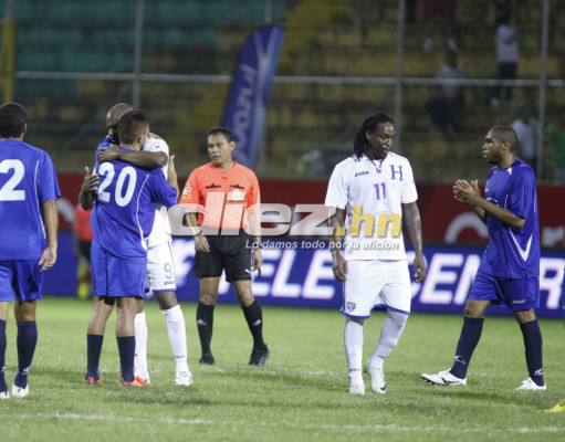 'El Rey' David se retiró del fútbol en un partido en el Morazán.