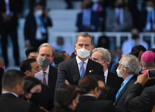 Xiomara Castro asume presidencia de una Honduras pobre y endeudada, pero optimista