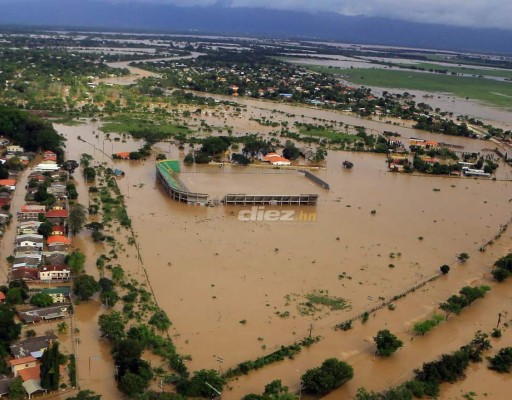 El estadio del Parrillas One no se ha inaugurado y ya fue golpeado por dos inundaciones