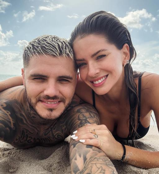 Icardi se compromete con su nueva novia y la ácida reacción de Wanda Nara: Ni yo ni mis hijas...