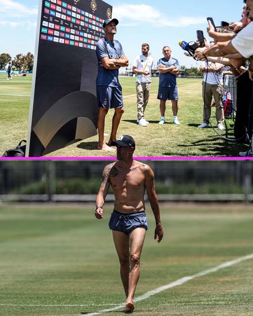 Rueda sorprende y se pasea descalzo por el césped del Live’s Stadium al estilo de Luis Enrique previo al duelo contra México