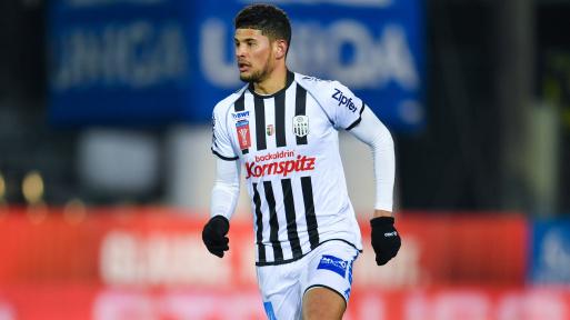 Un panameño fichó por un campeón de Champions: ¡Futbolistas centroamericanos que ficharon en el fútbol de Europa en este mercado!