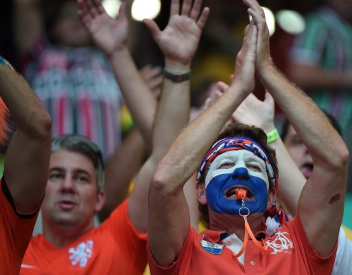 La imágenes del Ambiente de carnaval en Arena Fonte Nova previo al duelo Costa Rica-Holanda