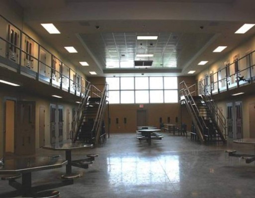 22 horas encerrados y en soledad: Así viven los prisioneros en las cárceles de máxima seguridad en Estados Unidos