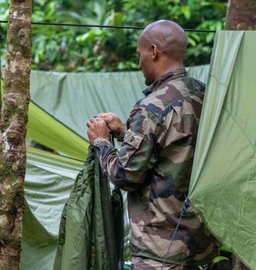 Una exfigura del Chelsea sorprendió con su nueva vida: se une al ejército y así le dieron la bienvenida