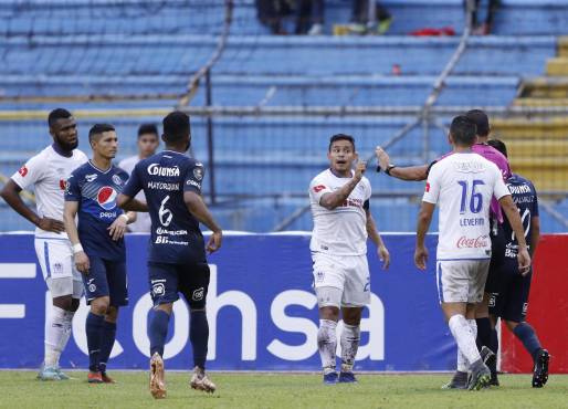Michaell Chirinos revela el video que lo inspiró para anotarle al Municipal y eliminarlos de la Concacaf League