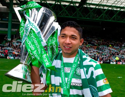 La entrevista de Emilio Izaguirre en 16 fotos