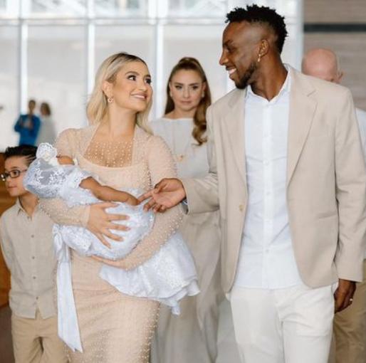 El jugador mexicano que vive en Arabia Saudita y quiere hacerle daño a Honduras: lujos, salario y la mujer que lo acompaña