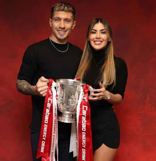 La esposa de un campeón del mundo con Argentina sorprendió con su atrevido look en un carnaval