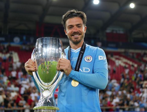 El ritual nocturno de Grealish con su novia para cuidar su cuerpo: “Lo hace antes de acostarse”