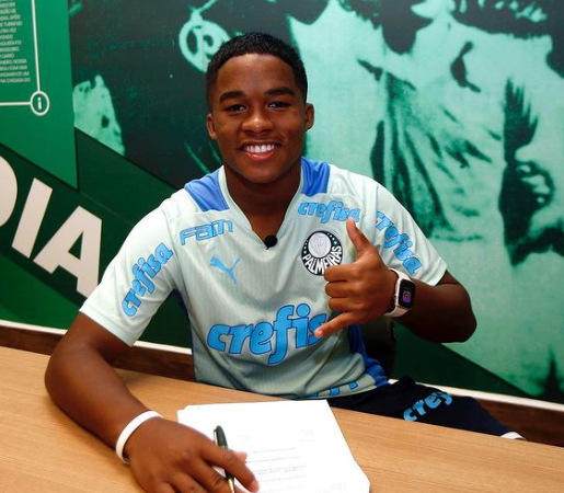 Real Madrid pagó 60 millones por su fichaje, sigue sin marcar un gol en este 2023 y lo manda a terapia