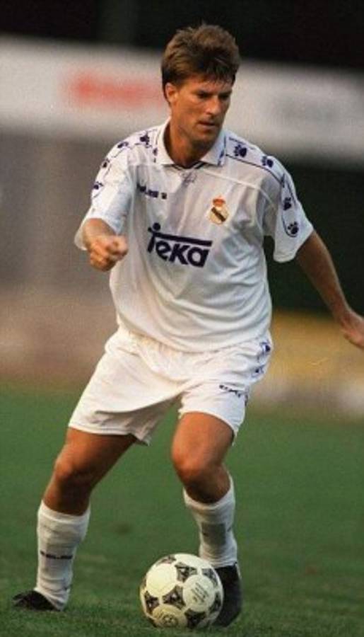 Vistieron la camisa del Ajax y Real Madrid y quizás no los recuerdes