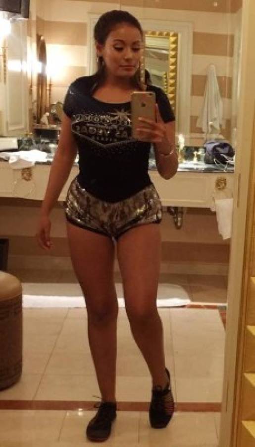 FOTOS: ¡Elsa Oseguera paraliza Las Vegas con un bikini ajustado!