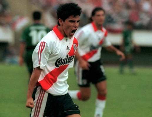 Jugadores sudamericanos que brillaron en Europa regresan a sus clubes