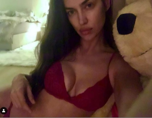 Irina Shayk, ex de Cristiano Ronaldo, deslumbra en sus vacaciones en Costa Rica