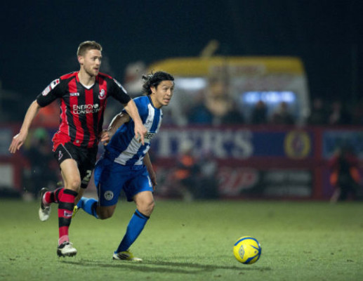 Roger brilla y Wigan avanza en la FA Cup.