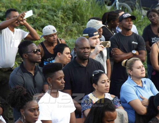 ¡Durísimo! Juan Carlos García es despedido con alabanzas, aplausos y lágrimas