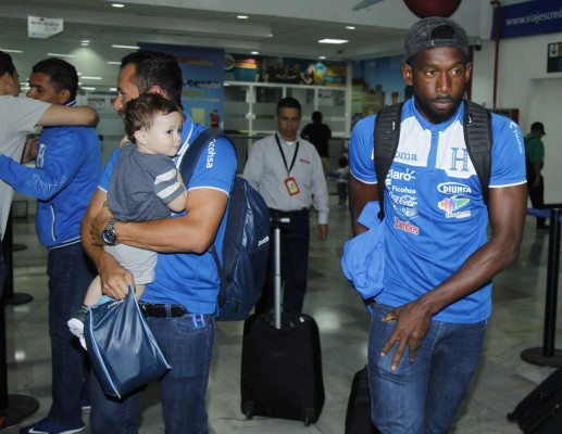 La Selección de Honduras arribó al país y ya piensa en México y Panamá