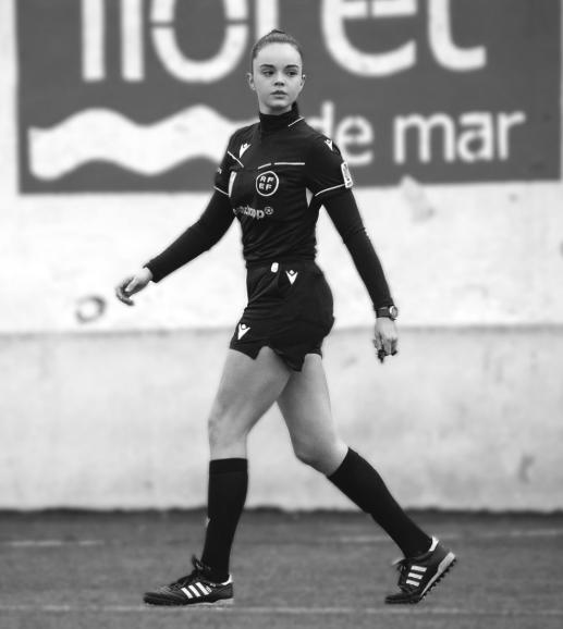 La árbitra que se puso de moda y revela cómo actuaría ante Vinicius: Han intentando ligar conmigo en pleno partido