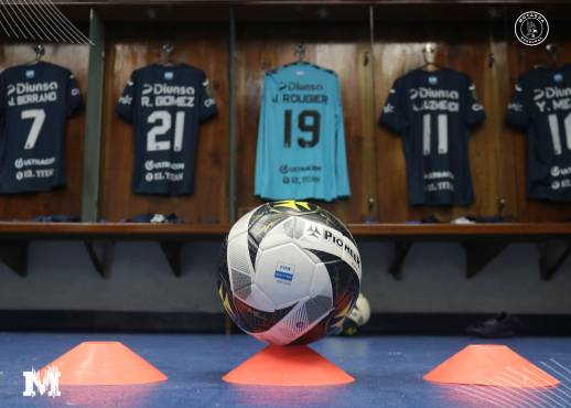 Motagua vapulea a la UPNFM en el inicio del Apertura 2024 con hattrick incluido de Agustín Auzmendi