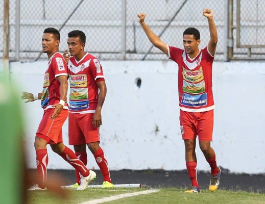 Top: 25 futbolistas hondureños que se retiraron sin que te dieras cuenta