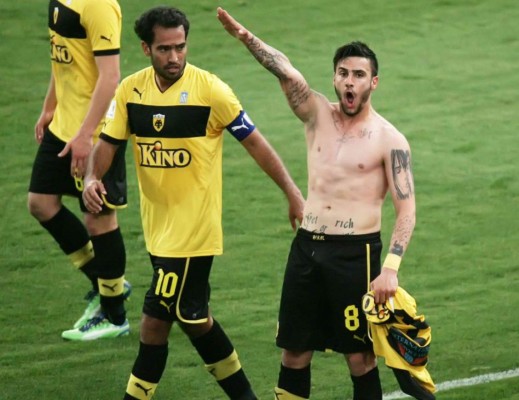 Las 10 imágenes más polémicas en el fútbol y la historia detrás de ellas