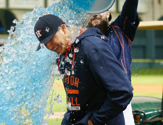 Astros eliminan a los Yankees de la postemporada