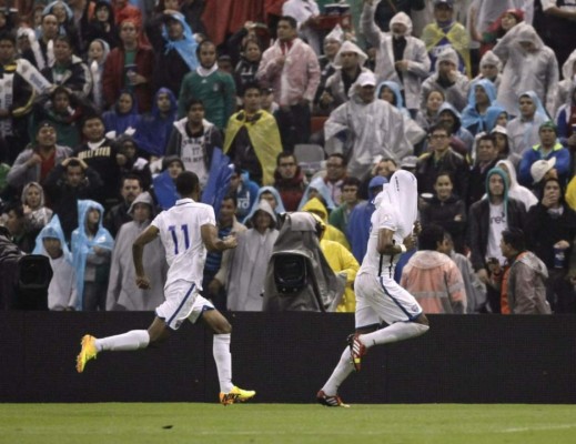 Las imágenes memorables de Honduras en el estadio Azteca