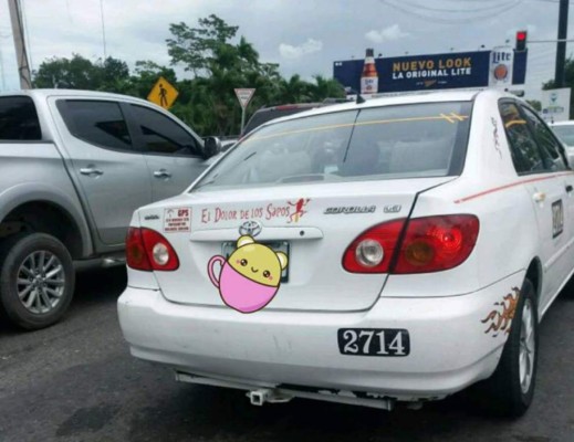 ¡Para morirse de la risa! Los insólitos mensajes que se ven en buses y taxis de Honduras