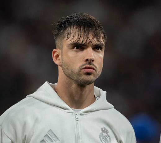 Hansi Flick lo borró del Barça y Neymar sacude el mercado; sorpresiva salida en PSG y Raúl Asencio es noticia