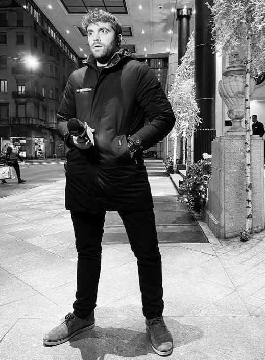 Su primer ‘bombazo’ y la noticia que lo cambió todo: la agitada vida de Fabrizio Romano, el periodista que le pega a los fichajes