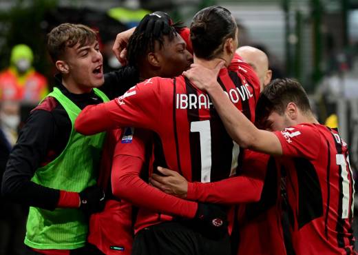 El AC Milan está a solo un punto del liderato que pertenece al Inter.