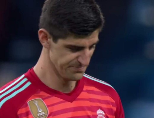 NO SE VIO EN TV: El desconsuelo de los futbolistas del Real Madrid y el jugador del Barcelona en el Bernabéu