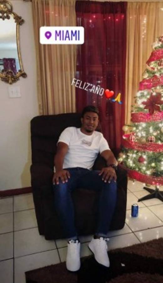 ¡Entre fiesta, amigos y familia! Los futbolistas hondureños recibieron el 2020 a lo grande