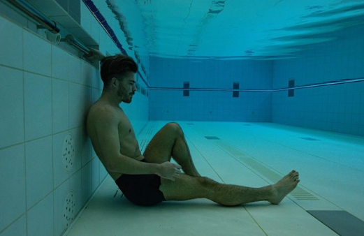 El ritual nocturno de Grealish con su novia para cuidar su cuerpo: “Lo hace antes de acostarse”