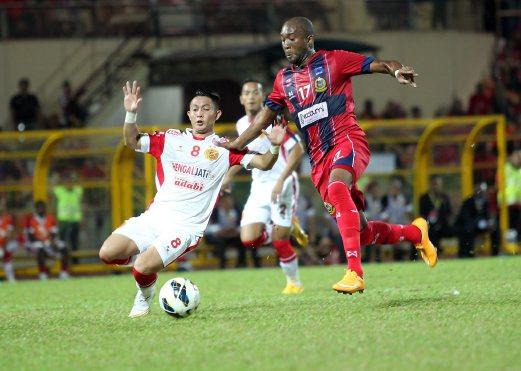 Eddie Hernández a India: ¡Futbolistas hondureños que han adoptado lugares exóticos para seguir con su carrera!