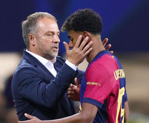 Barcelona no se lo esperaba: la drástica decisión que podría tomar Hansi Flick y Lamine es señalado